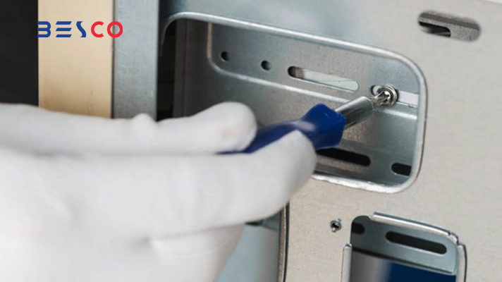 Improper Mold Installation